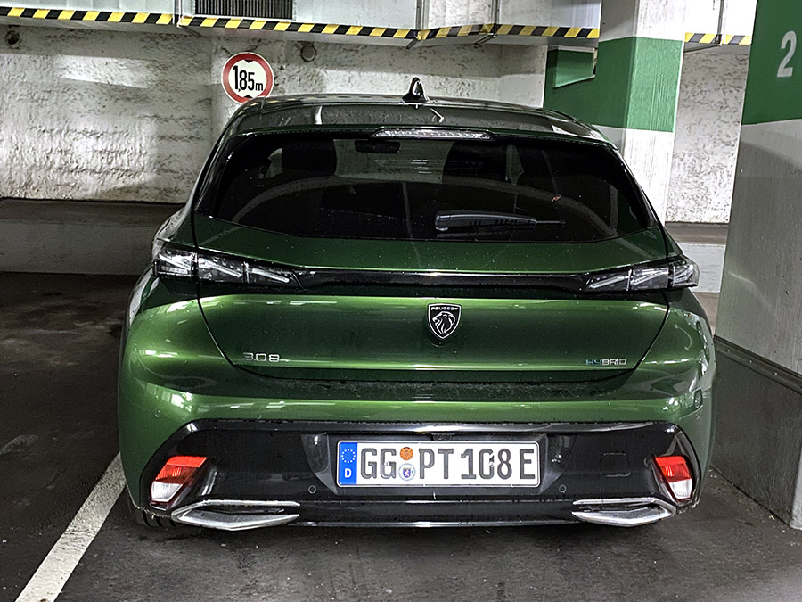 2023 Peugeot 308 GT Hybrid 02